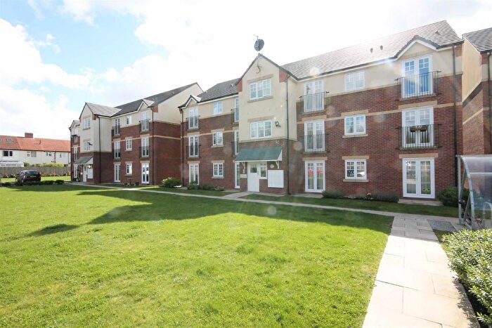 1 Bedroom Flat To Rent In Prestwood Close, Manchester, M41