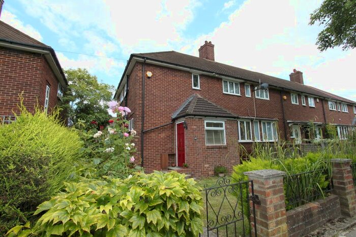 3 Bedroom End Of Terrace House To Rent In Jason Walk, Mottingham, London SE9