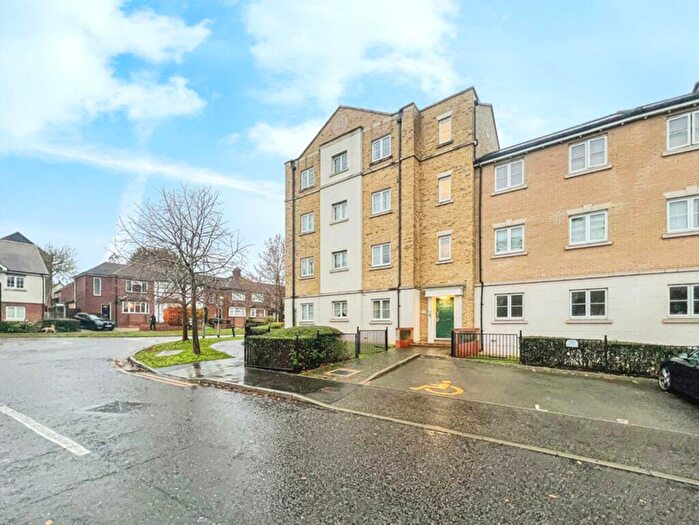 2 Bedroom Flat For Sale In Axial Drive, Colchester, CO4