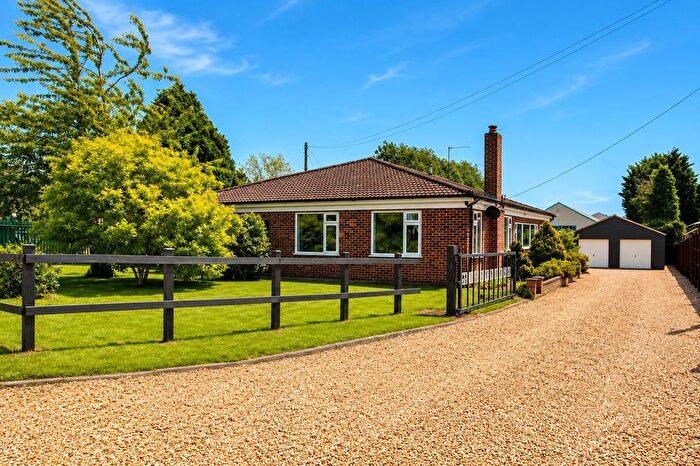 4 Bedroom Detached Bungalow For Sale In Smeeth Road, Marshland St. James, PE14