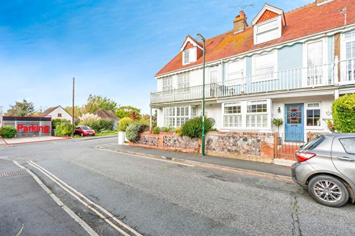 3 Bedroom Terraced House For Sale In Canning Road, Bognor Regis, PO22