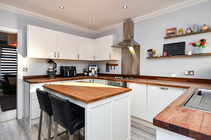 2 Bedroom End Of Terrace House For Sale In Wallace Street, Shoeburyness, Essex, SS3