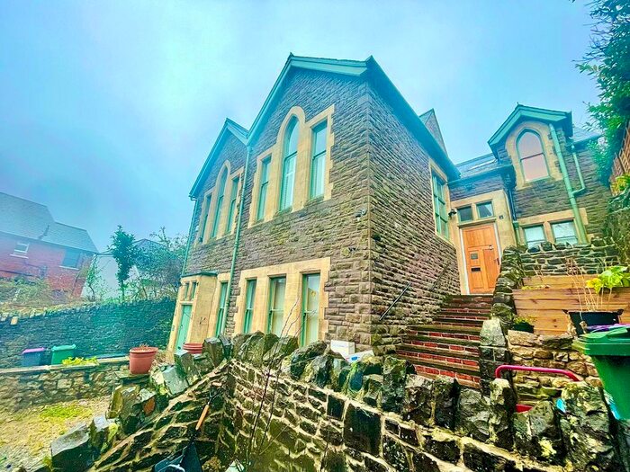 4 Bedroom Semi-Detached House To Rent In Mount Pleasant Manse, Hanbury Road, Pontypool, NP4