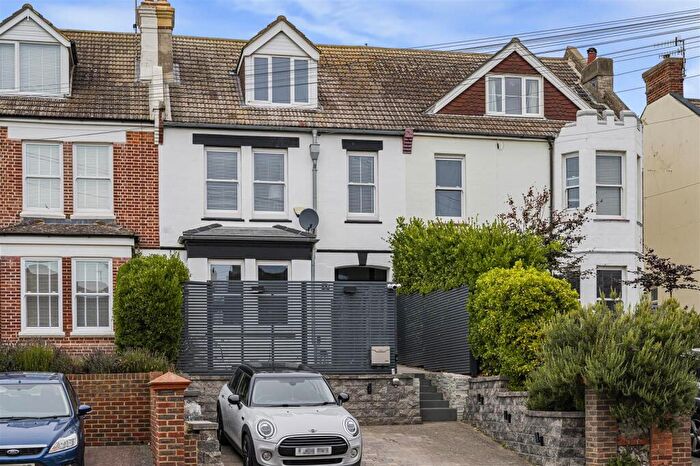 5 Bedroom Semi-Detached House For Sale In Chichester Road, Seaford, BN25