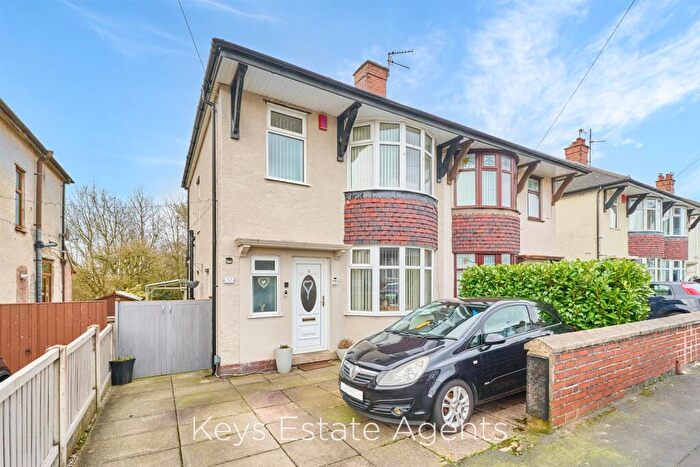 3 Bedroom Semi-Detached House For Sale In Fairway Road, Burslem, Stoke-On-Trent, ST6