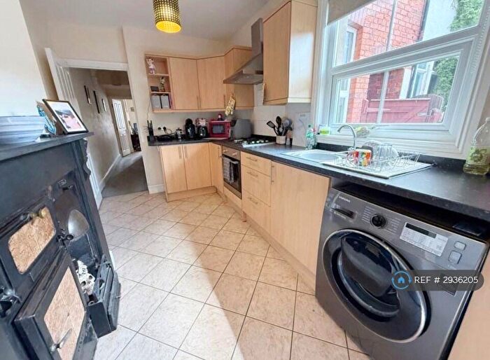 2 Bedroom Flat To Rent In Harlaxton Road, Grantham, NG31