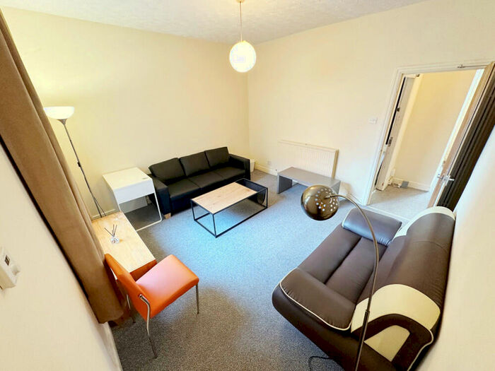 5 Bedroom End Of Terrace House To Rent In Hill Street, Withington, Manchester, M20