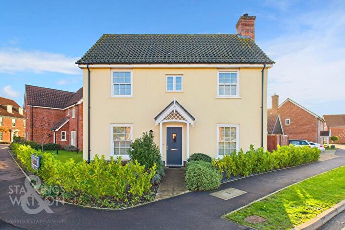 3 Bedroom Detached House For Sale In Broomefield Road, Stoke Holy Cross, Norwich, NR14