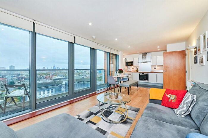 2 Bedroom Flat To Rent In Elektron Tower, Blackwall Way, E14