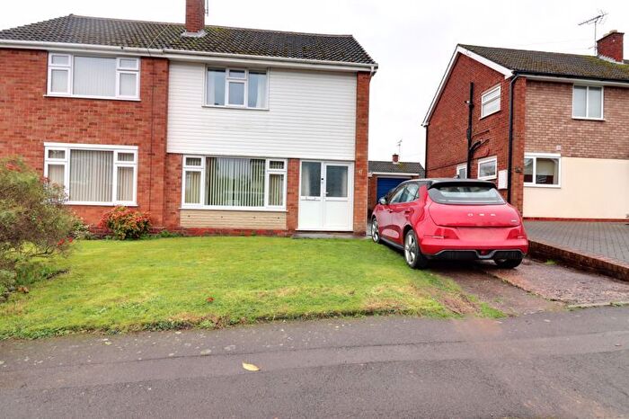 3 Bedroom Semi-Detached House For Sale In Wordsworth Avenue, Castle Ridge, Stafford, ST17