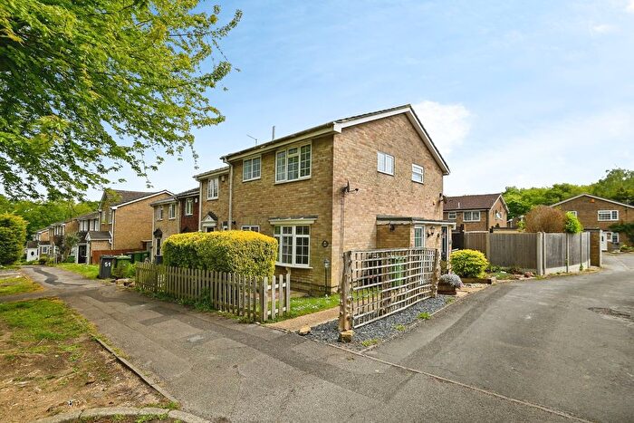 1 Bedroom End Terrace House For Sale In Birch Drive, Chatham, Kent, ME5