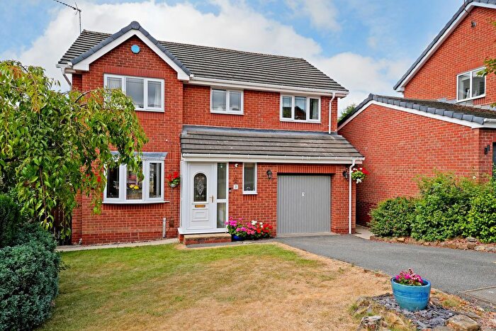 4 Bedroom Detached House For Sale In Moor Farm Rise, Mosborough, Sheffield, S20
