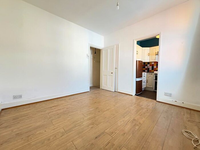 1 Bedroom Flat To Rent In Ewart Street, Brighton, BN2