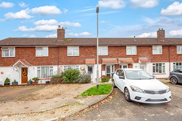 2 Bedroom Terraced House For Sale In West Hawthorn Road, Ambrosden, Bicester, OX25