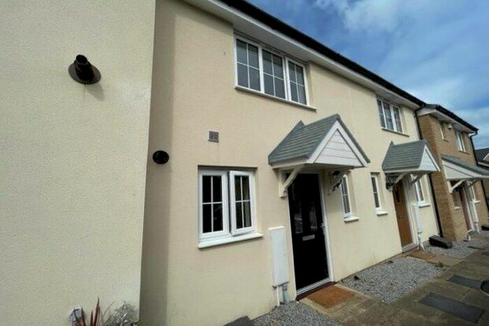 2 Bedroom Property To Rent In Centenary Way, Truro, TR3