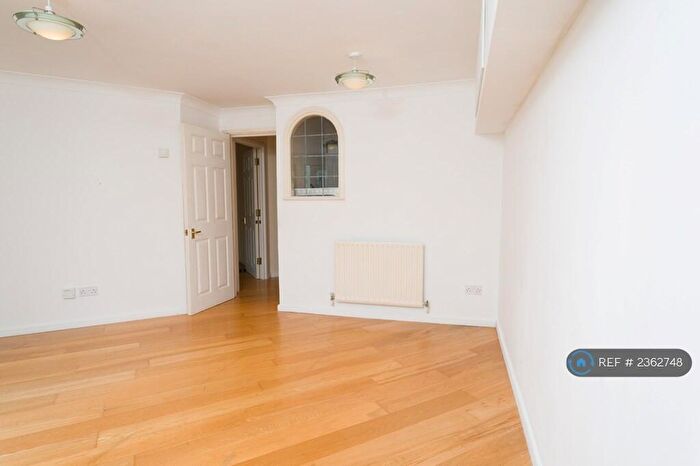 1 Bedroom Flat To Rent In Britannia Court, Brighton Marina Village, Brighton, BN2
