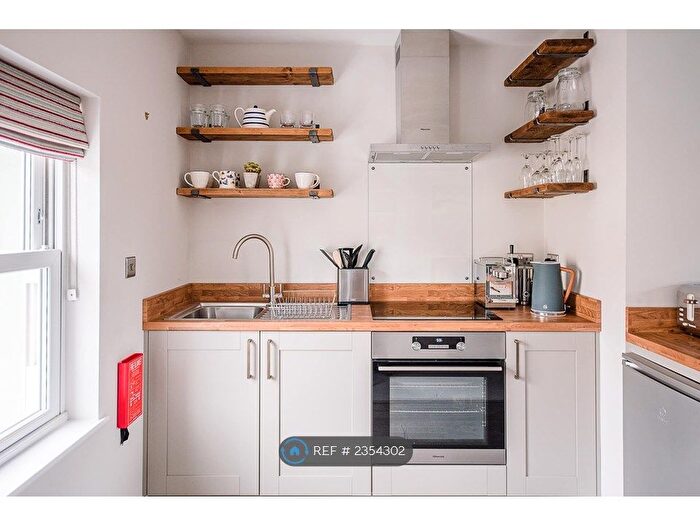 1 Bedroom Flat To Rent In Pebble View, Aldeburgh, IP15