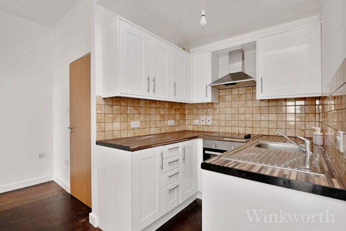1 Bedroom Flat To Rent In New Cross Road, London, SE14