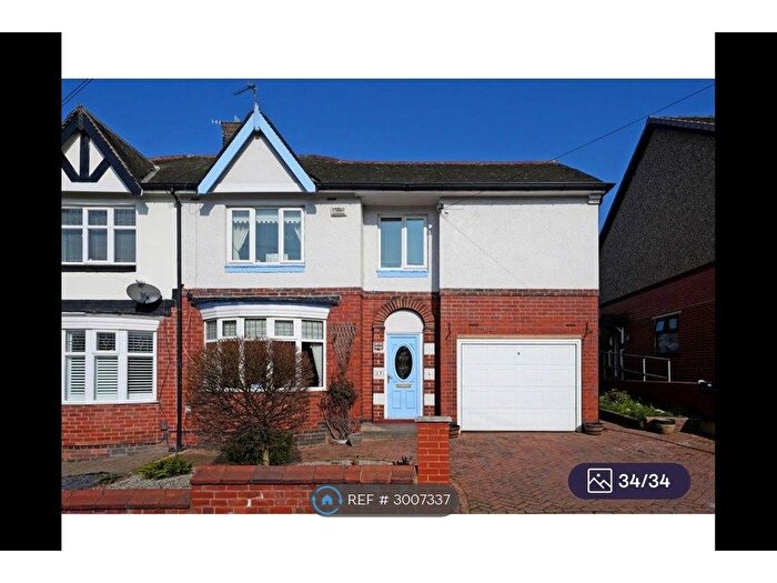 4 Bedroom Semi-Detached House To Rent In Olivers Mount, Sheffield, S9