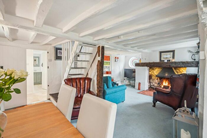 2 Bedroom Detached House For Sale In Sheldon Road, Ickford, HP18