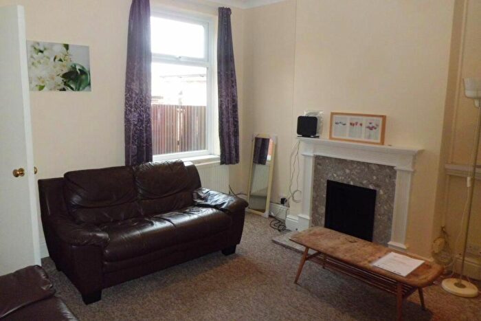 4 Bedroom House To Rent In Dartmouth Road, B29