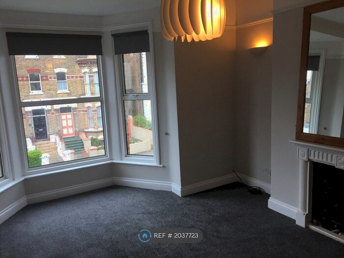 1 Bedroom Flat To Rent In Granville Road, Broadstairs, CT10