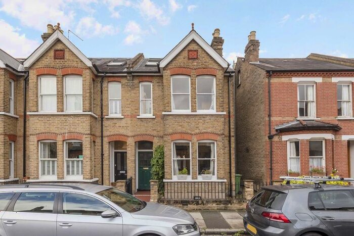 3 Bedroom Terraced House To Rent In Heath Gardens, Twickenham, TW1