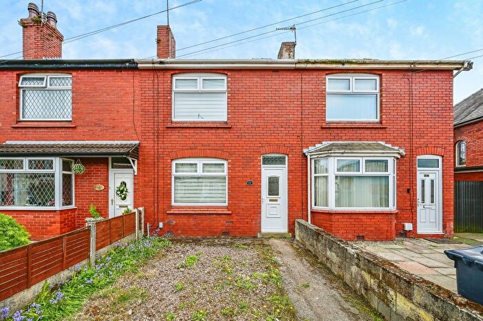 3 Bedroom Terraced House For Sale In High Street, Skelmersdale, Lancashire, WN8