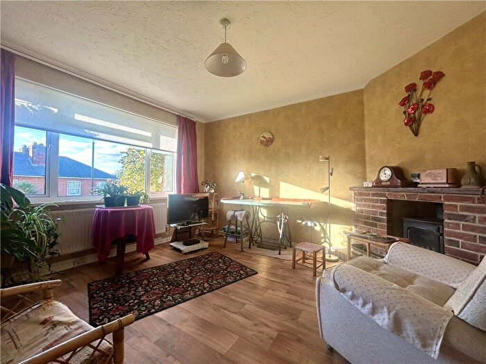 2 Bedroom Bungalow For Sale In Lowtherville Road, Ventnor, Isle Of Wight, PO38
