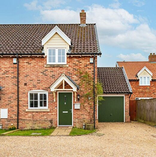 2 Bedroom End Of Terrace House For Sale In Bell Meadow, Hingham, Norwich, NR9