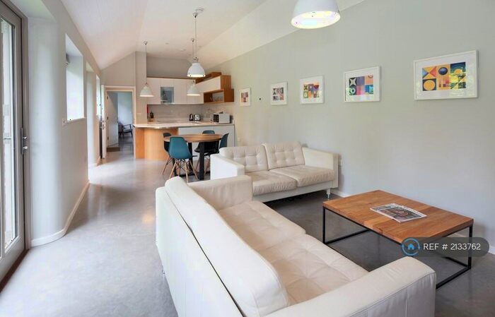 2 Bedroom Semi-Detached House To Rent In Beautiful Stables Conversion, Headington, Oxford, OX3