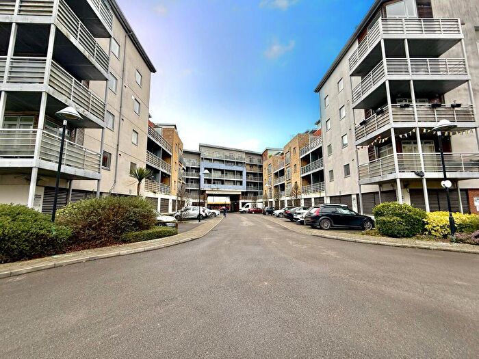 2 Bedroom Apartment To Rent In Kingfisher Meadow, Maidstone, ME16