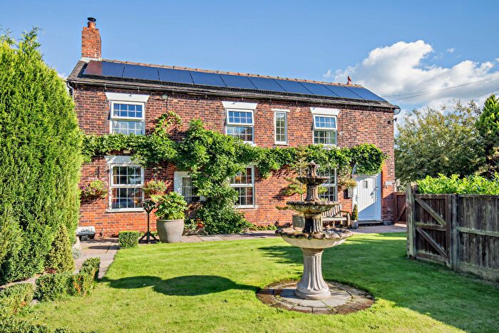 3 Bedroom Detached House For Sale In Sandbach, Cheshire, CW11