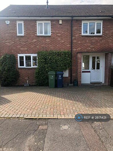 2 Bedroom Flat To Rent In Calcot Close, Headington, Oxford, OX3