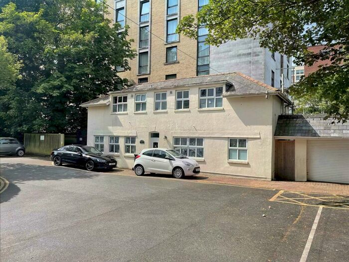 3 Bedroom House To Rent In Bath Road, Bournemouth, BH1