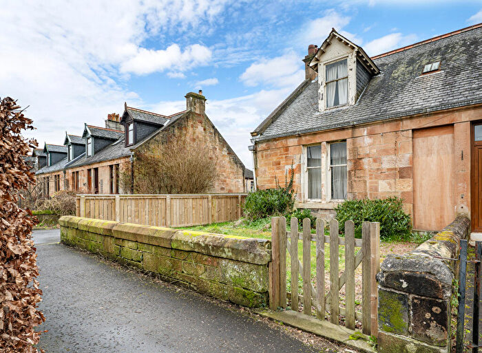 2 Bedroom Cottage For Sale In Woodilee Cottages, Lenzie, Glasgow, G66