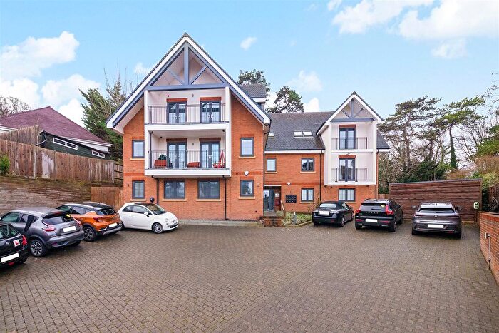 2 Bedroom Maisonette For Sale In Acer Heights, Riddlesdown Road, Purley, CR8