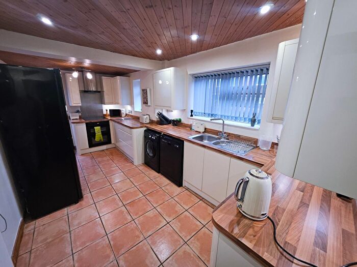 2 Bedroom Property To Rent In Maplewood Avenue, Garden City, Deeside, CH5