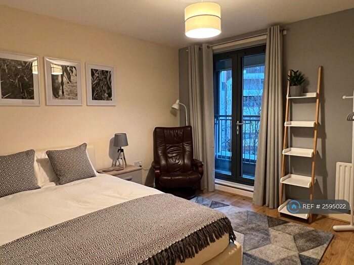 2 Bedroom Flat To Rent In Cottage Road, London, N7