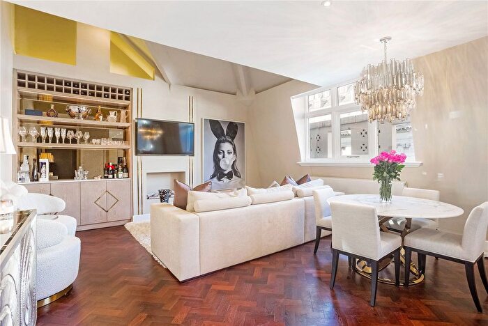 2 Bedroom Flat To Rent In Bank Chambers, Jermyn Street, London, SW1Y