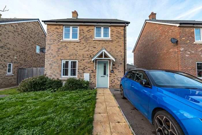 3 Bedroom Detached House For Sale In Blengate Close, Canterbury, CT2