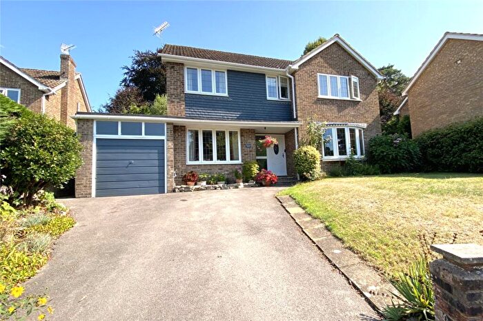 4 Bedroom Detached House For Sale In Marlborough Rise, Camberley, Surrey, GU15