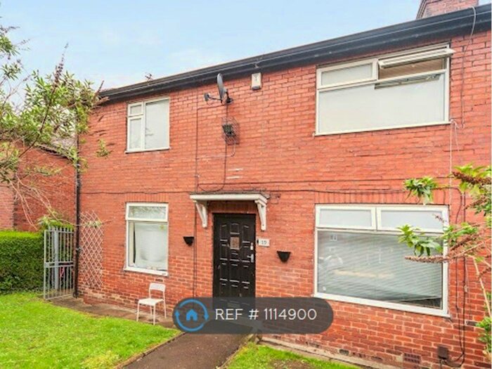 6 Bedroom Semi-Detached House To Rent In Langdale Gardens, Leeds, LS6