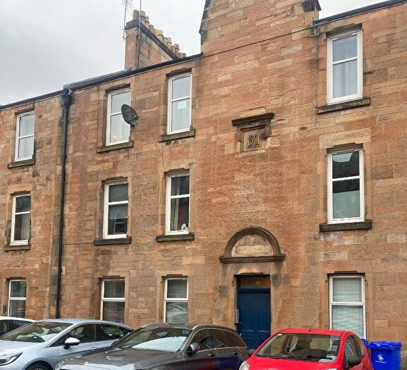2 Bedroom Flat To Rent In Bruce Street, Stirling Town, Stirling, FK8