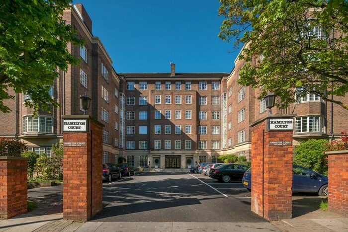 3 Bedroom Flat To Rent In Maida Vale, London, W9