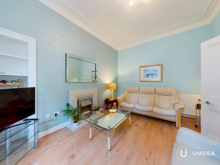 2 Bedroom Flat To Rent In Heriot Hill Terrace, Canonmills, Edinburgh, EH7