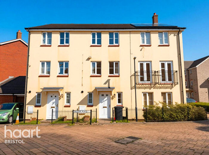 4 Bedroom Town House For Sale In Beatrix Place, Bristol, BS7
