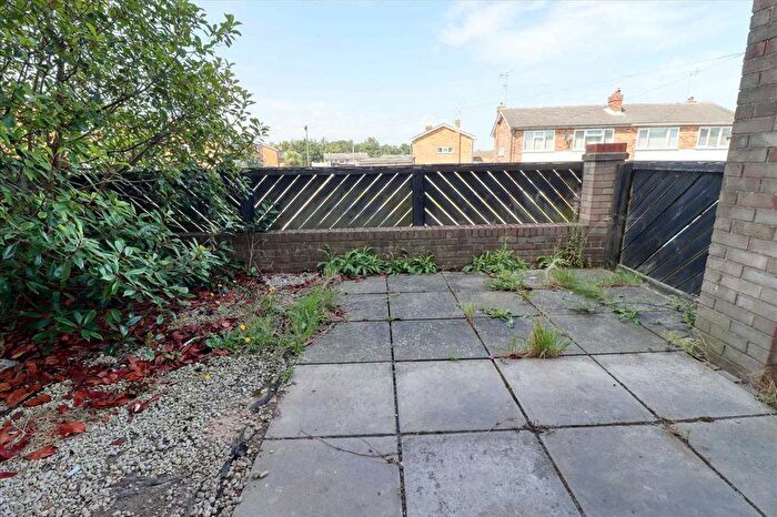 2 Bedroom Flat For Sale In Dale Court, Harwich, Harwich, CO12