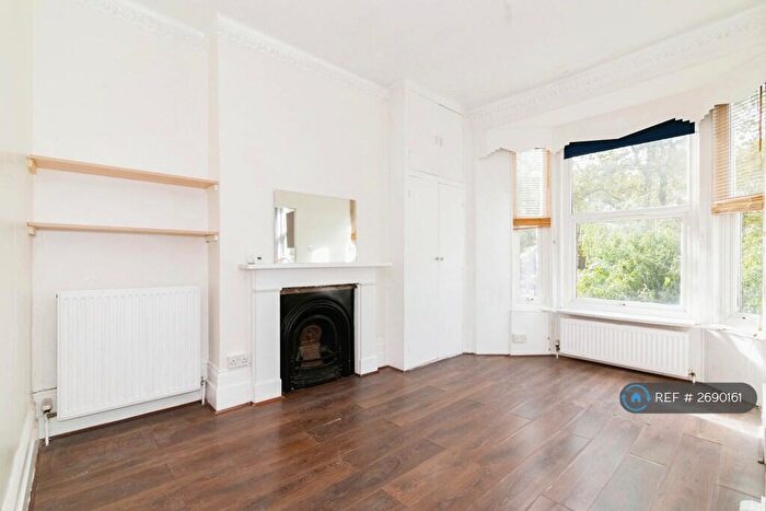 1 Bedroom Flat To Rent In High Road, London, N15