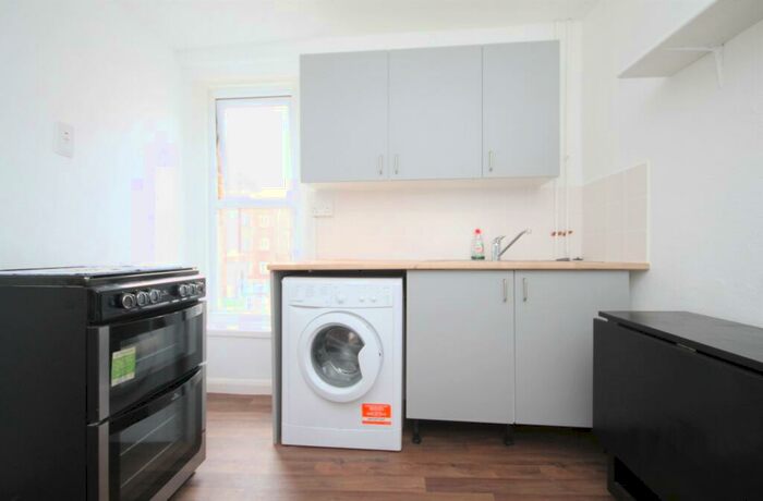 2 Bedroom Flat To Rent In Kentish Town Road, Camden Town, NW1